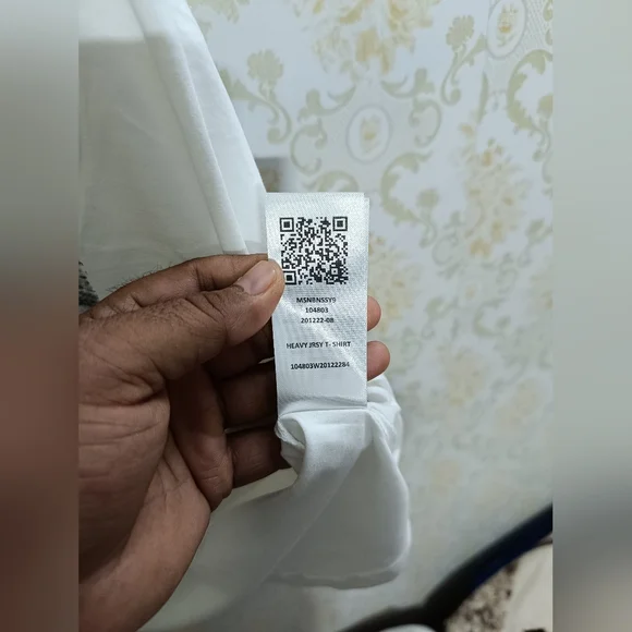 True Religion - Picture 6 of 7